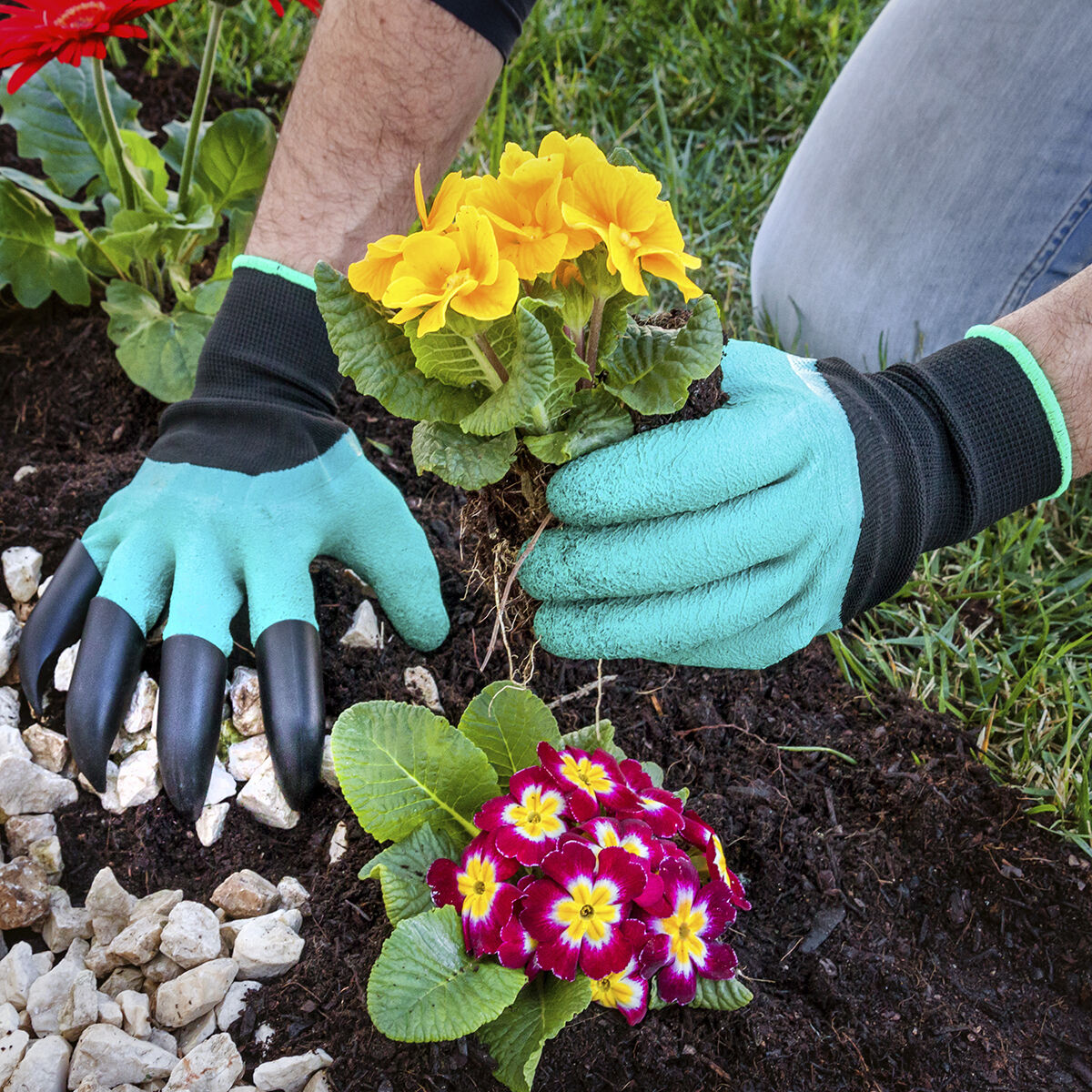 InnovaGoods Gardening Gloves with Claws